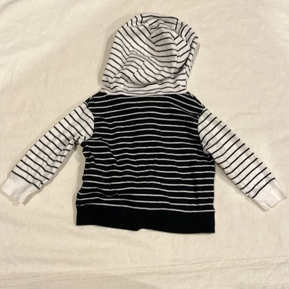 Bundle of Carter’s 6M Tops